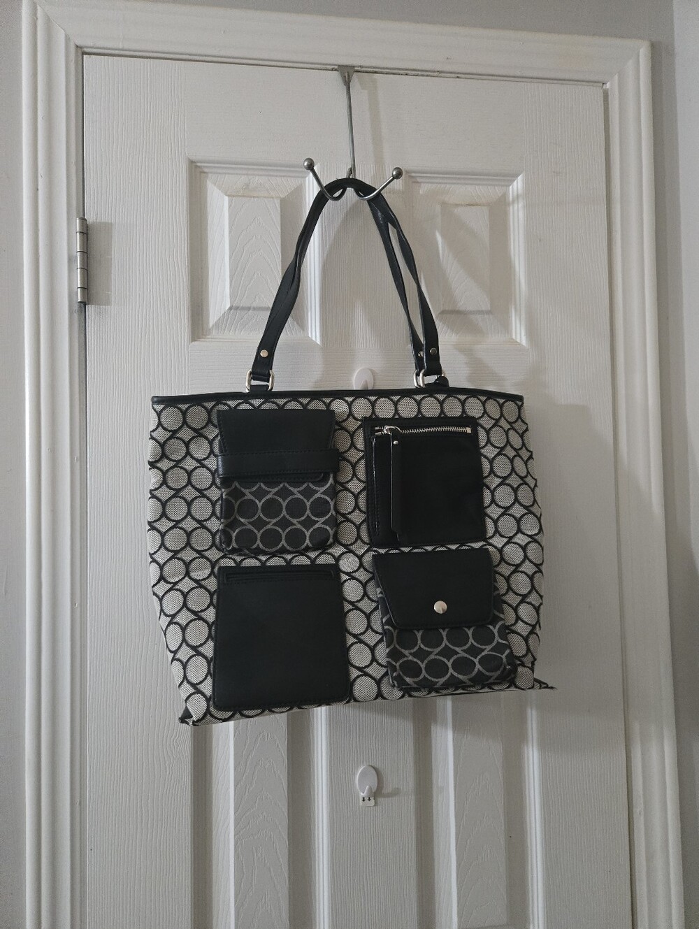 Nine West shoulder bag, great for laptop bag